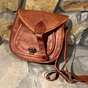 Elegant Brown Leather Crossbody Bag